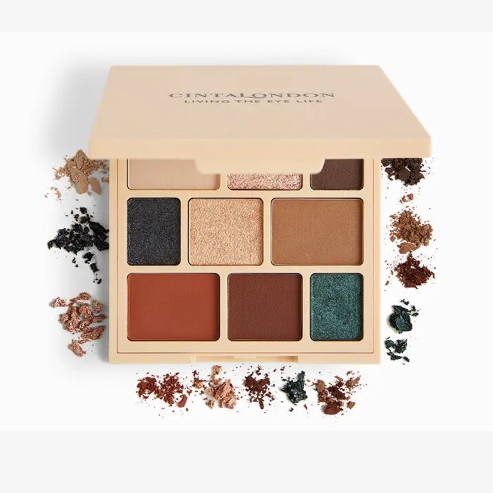 NEW Cinta London Eyeshadow Palette in Living The Eye Life